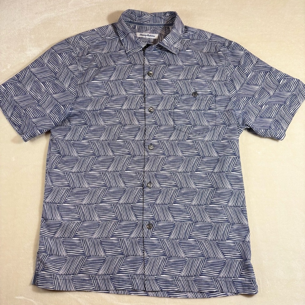 Tommy Bahama Men's Silk Cool Max Short Sleeve button down Tropical Hawiian Shirt